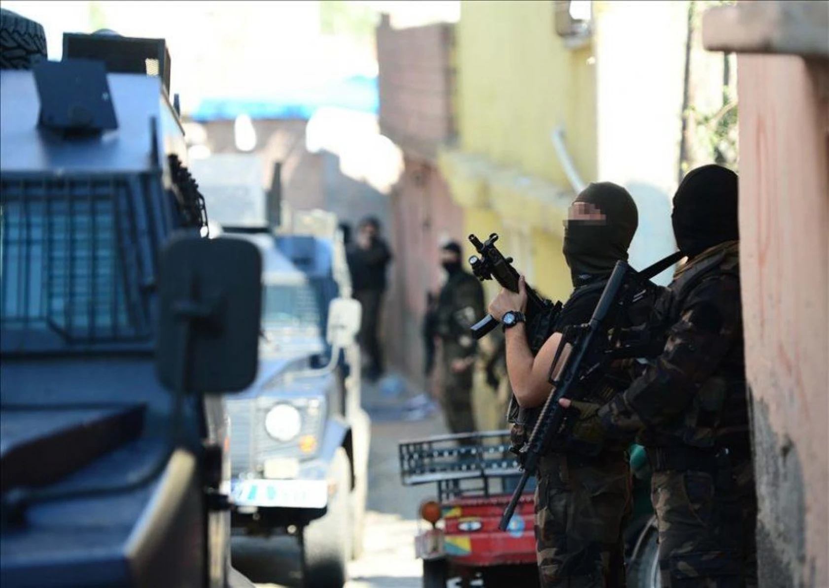 Diyarbakır'da terör örgütüne yönelik operasyon