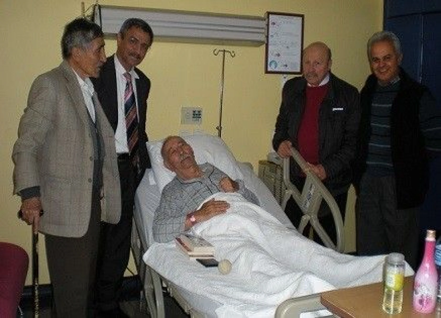 Ülkücü ve Alperenlerin bir ulu çınarı Ahmet Er de Hakk'ka yürüdü