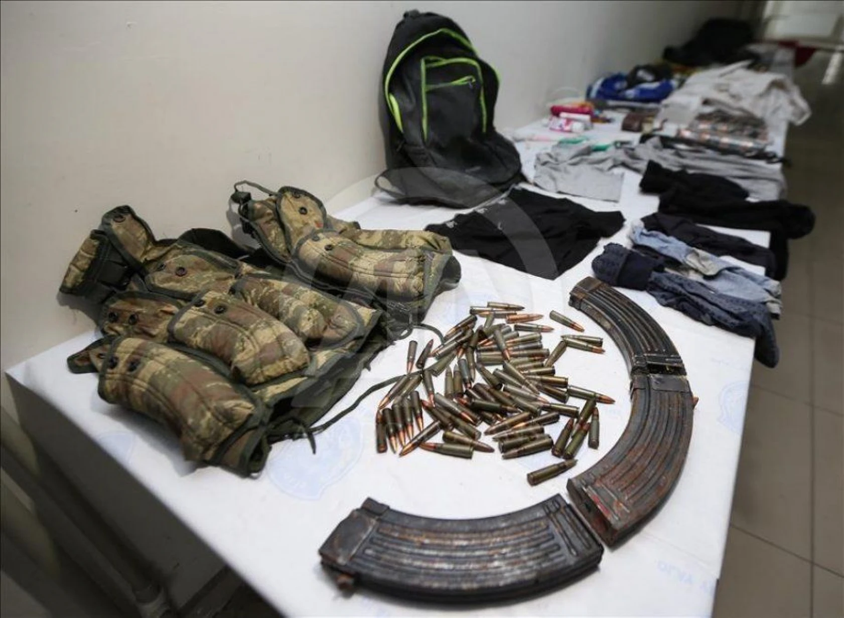 Gitar çantasında bomba düzeneği çıktı