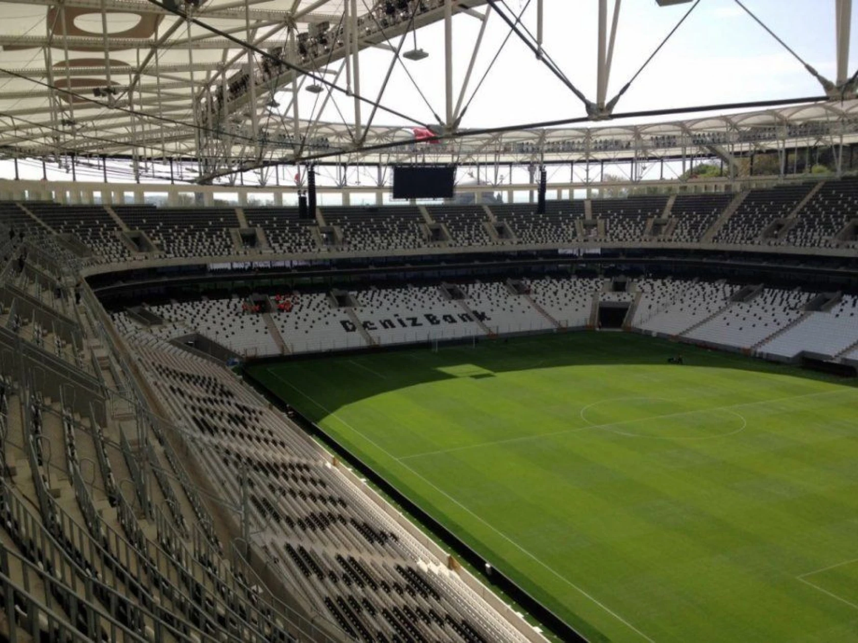 Vodafone Arena açılıyor