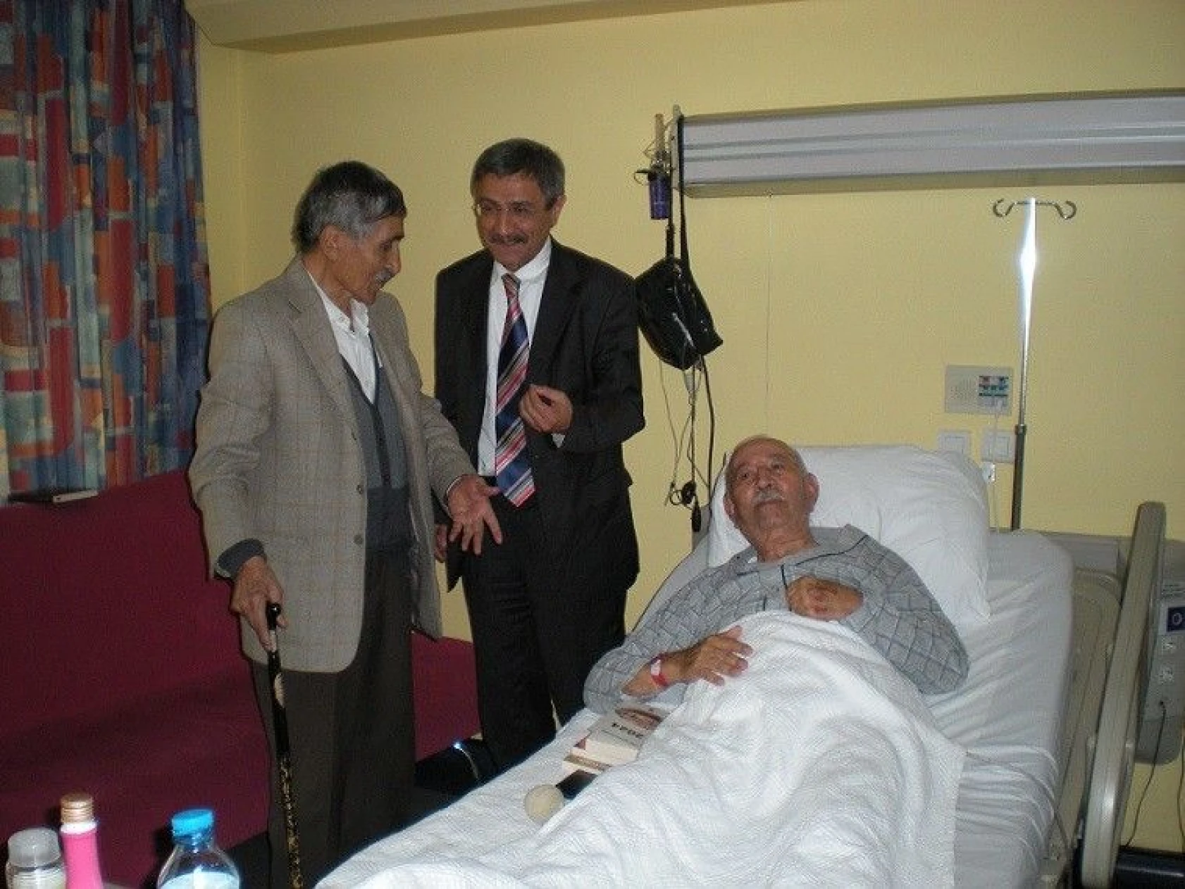 Ülkücü ve Alperenlerin bir ulu çınarı Ahmet Er de Hakk'ka yürüdü