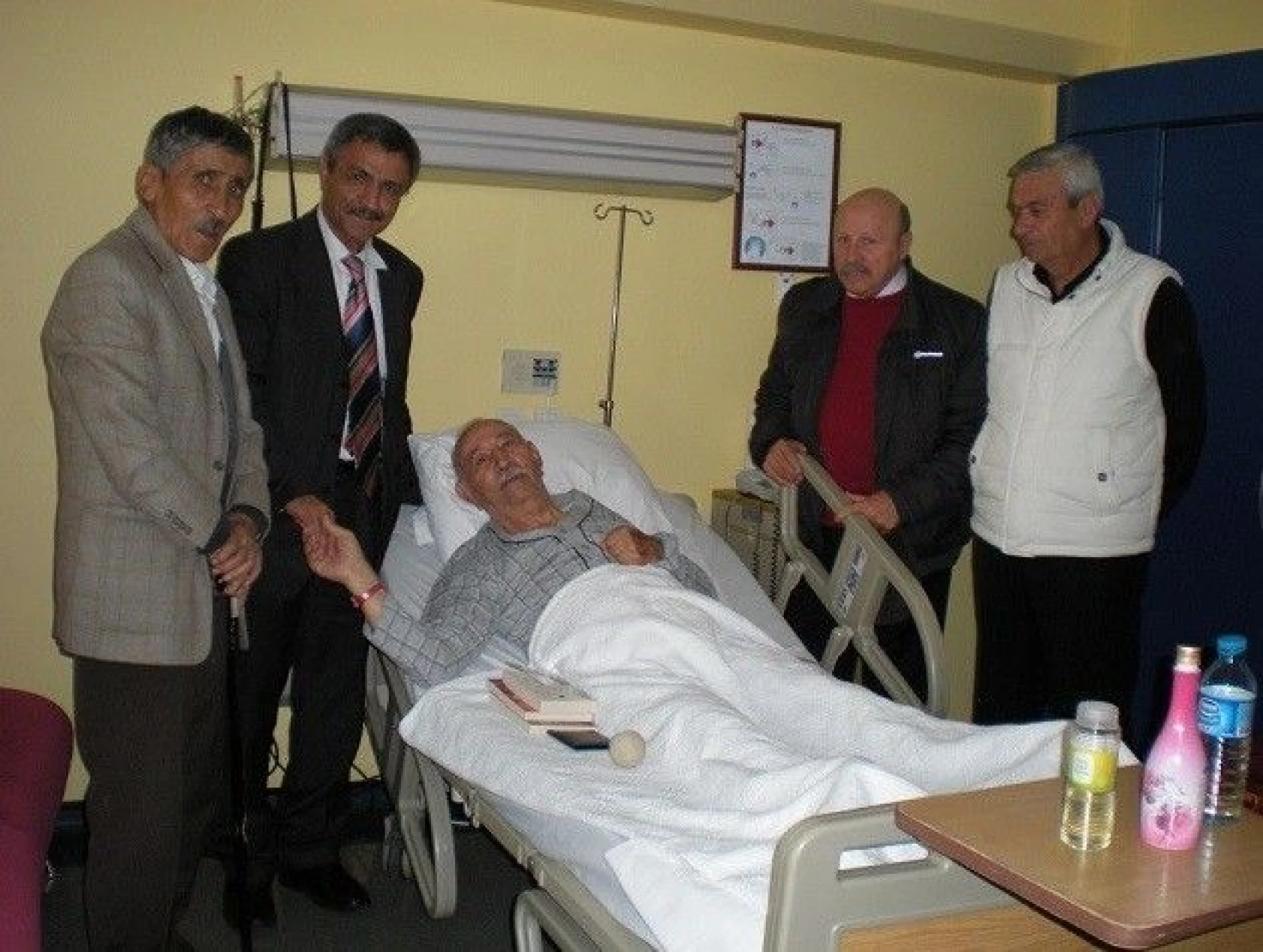 Ülkücü ve Alperenlerin bir ulu çınarı Ahmet Er de Hakk'ka yürüdü