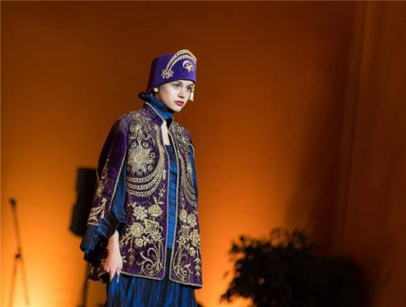 Budapeşte'de Osmanlı kıyafetleri defilesi düzenlendi