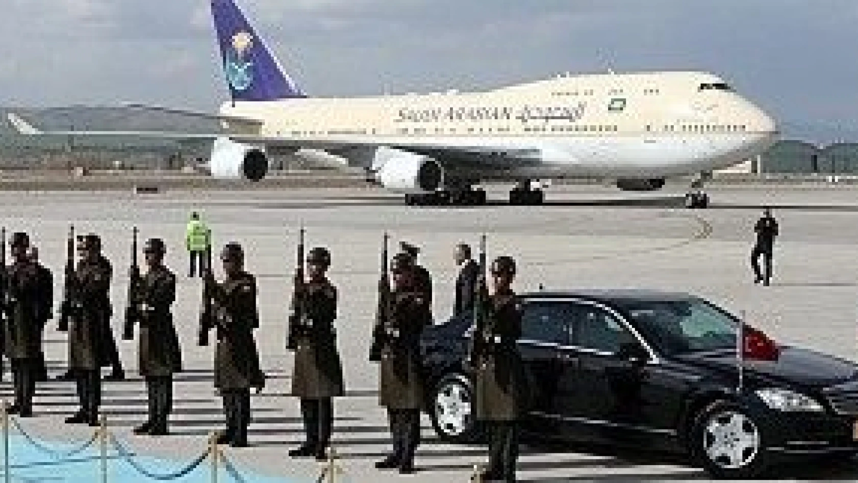 Suudi Arabistan Kralı Selman bin Abdulaziz Türkiye'ye geldi