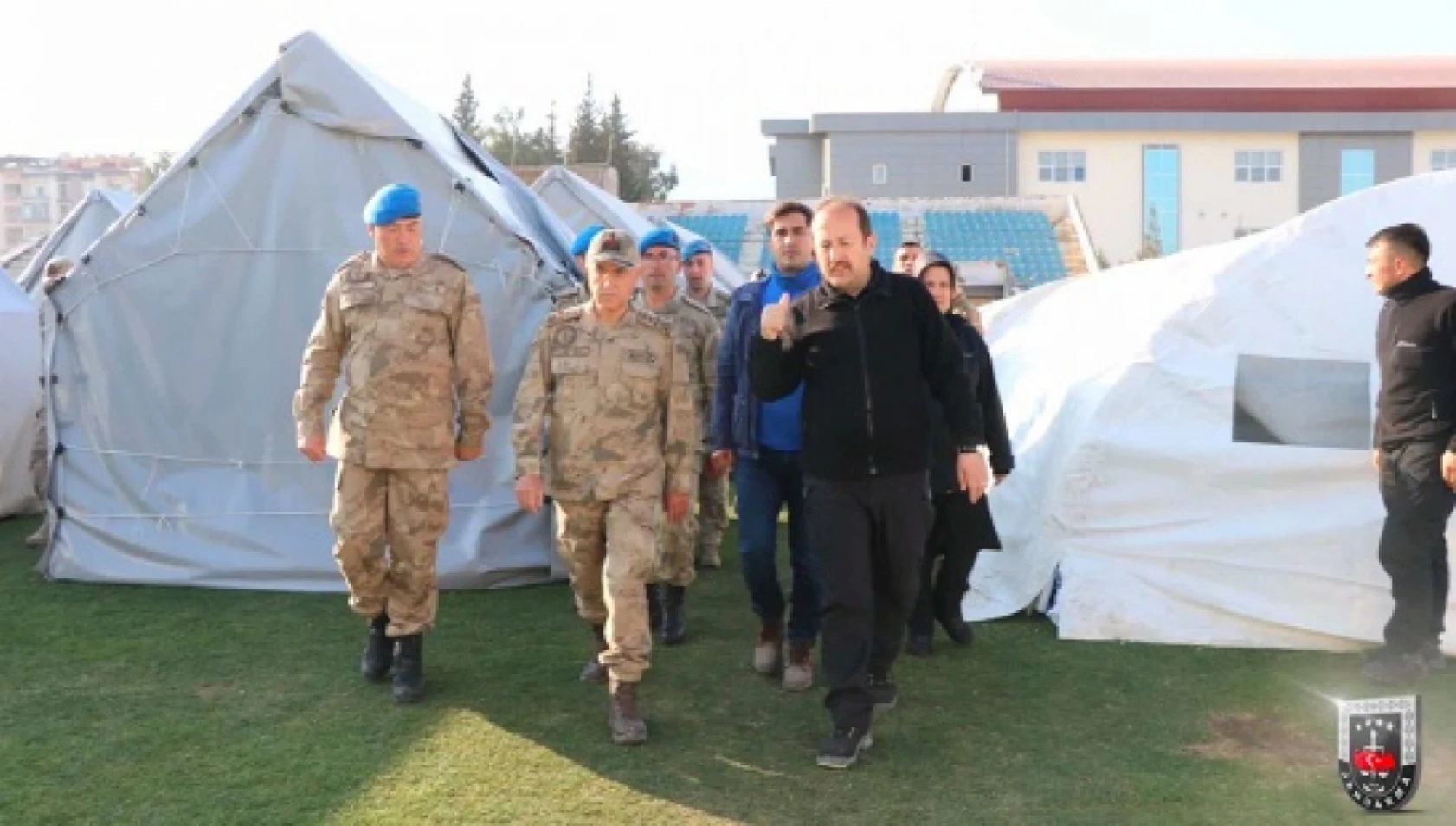 Jandarma teşkilatı depremzedeler için seferber oldu