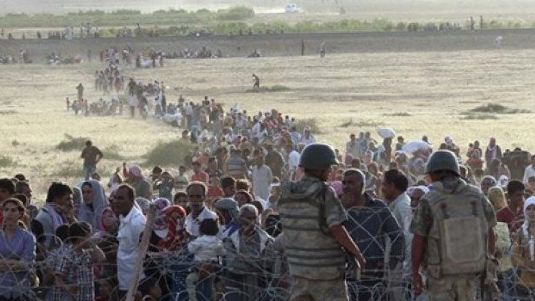 110 bin mülteci Türkiye kapısına dayandı