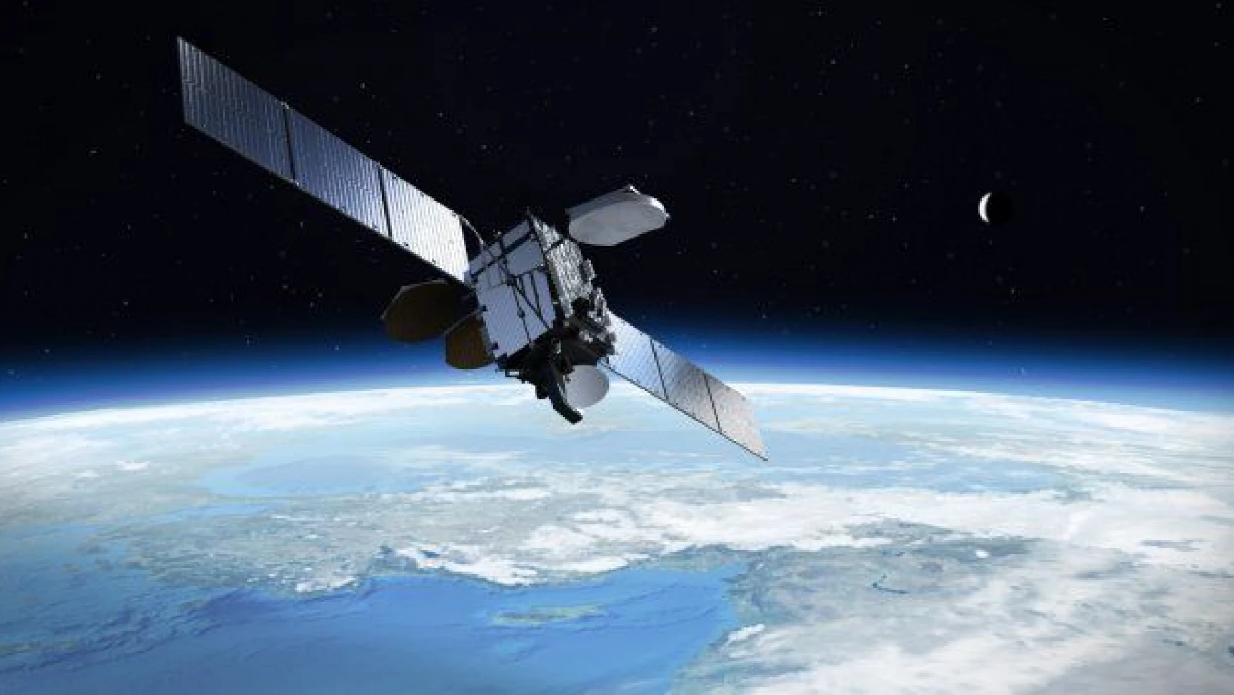 120 korsan uydu kanalının yayını kesildi