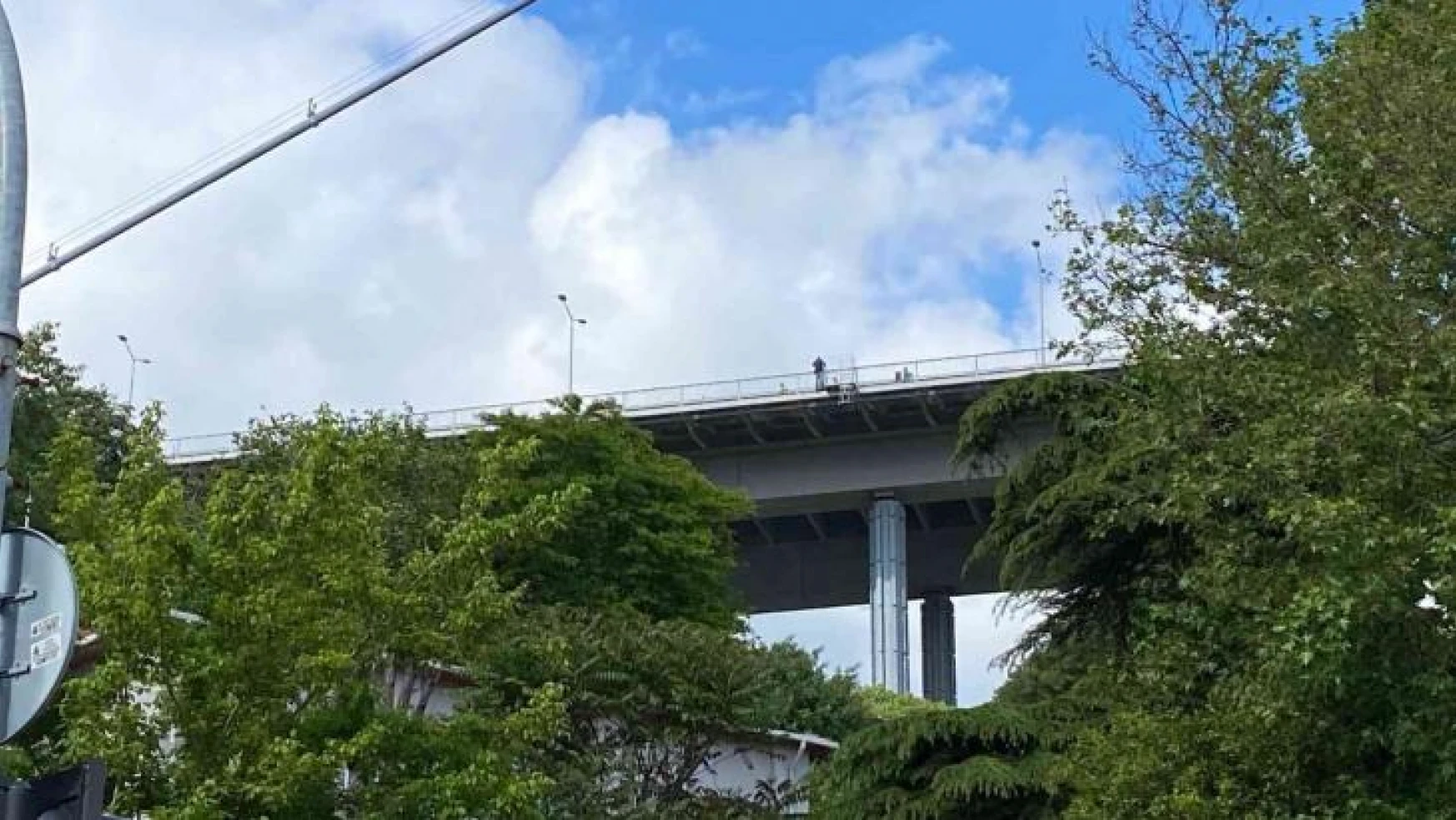 15 Temmuz Şehitler Köprüsü yolunda intihar girişimi