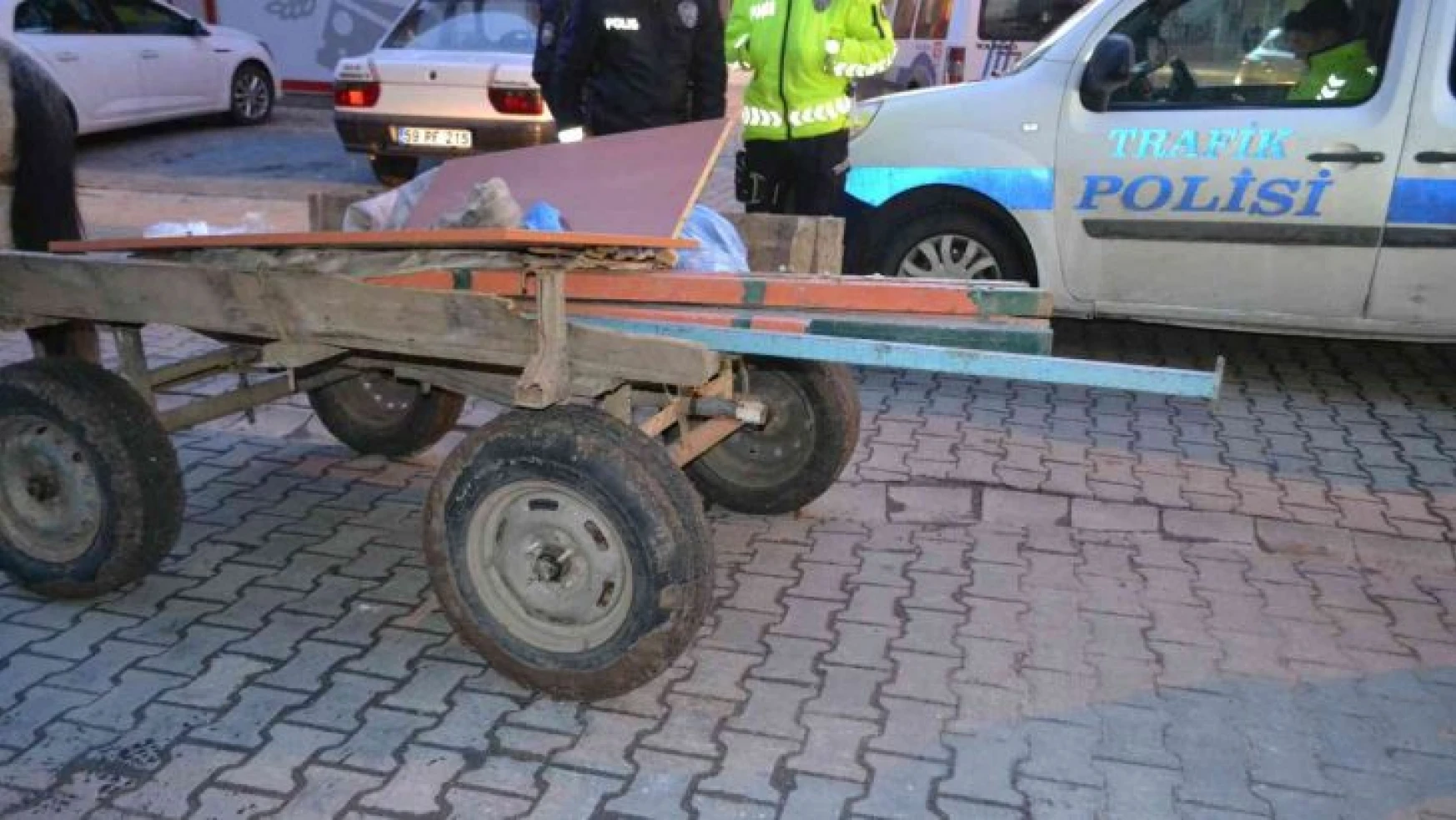 150 kilogramlık demir hırsızlığını trafik polisi engelledi