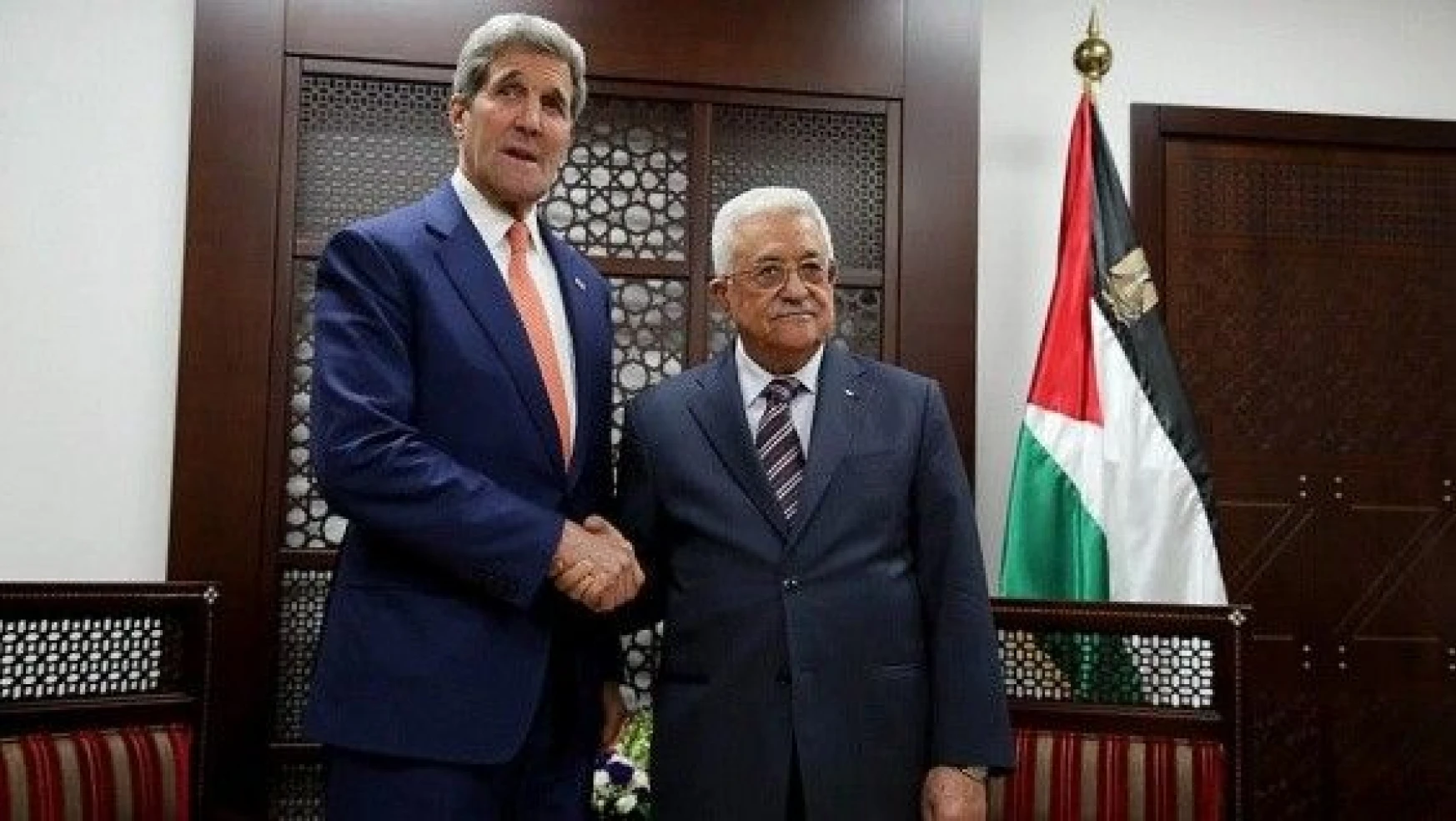 Abbas Kerry'e İsrail'in ihlallerini içeren 5 dosya teslim etti