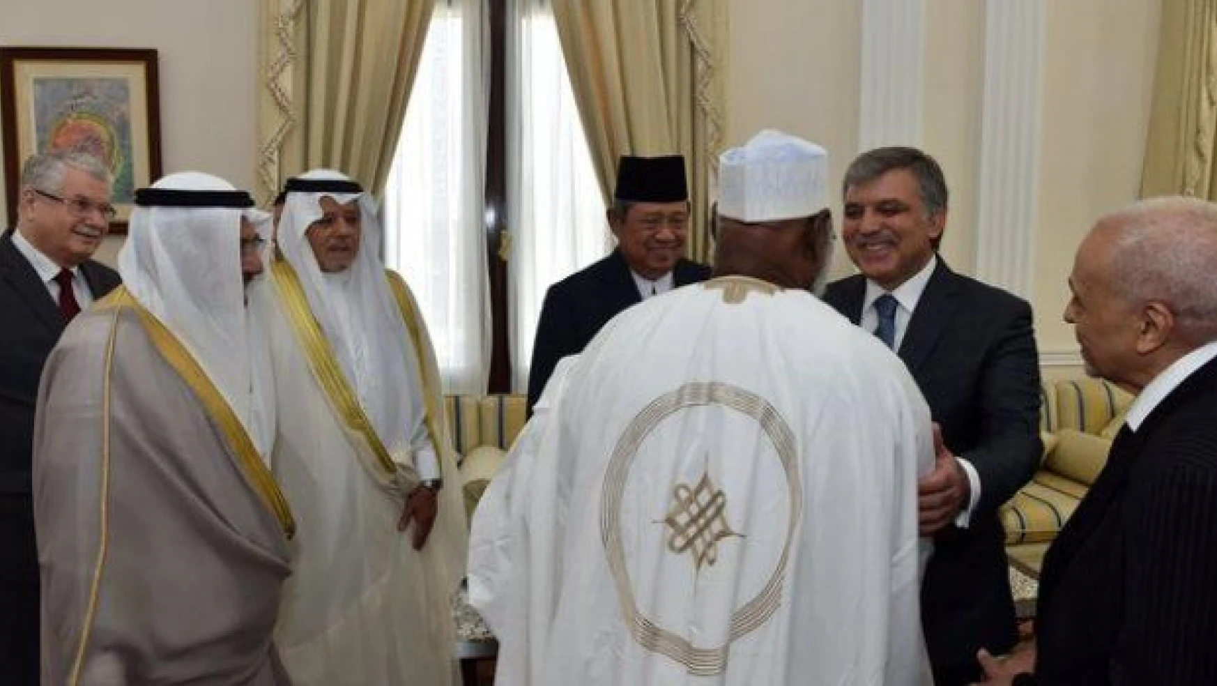 Abdullah Gül, İİT Akil Adamlar Konseyi toplantısında