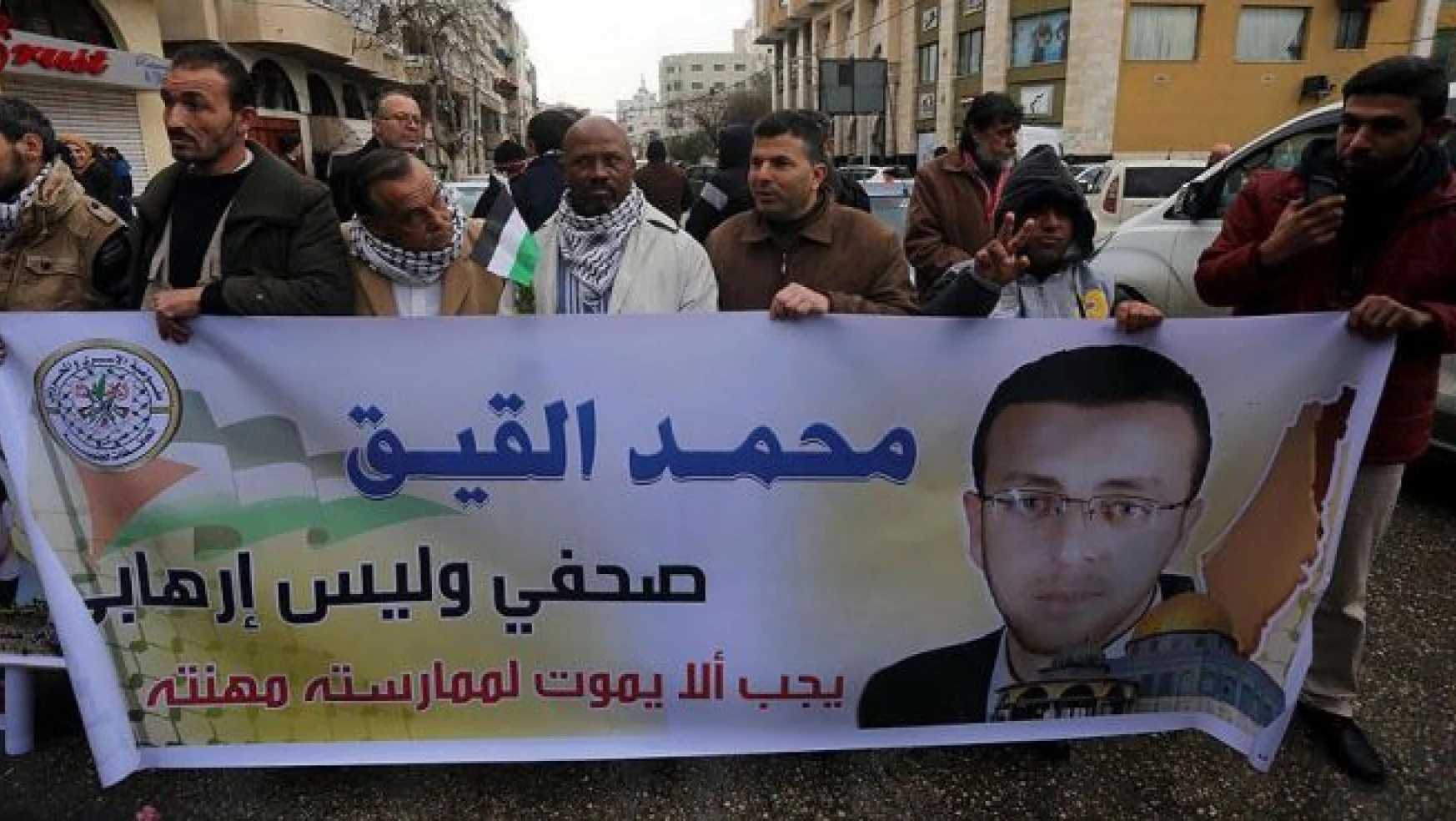 'Açlık grevi yapan Filistinli tutuklu gazeteci ölüme çok yaklaştı'