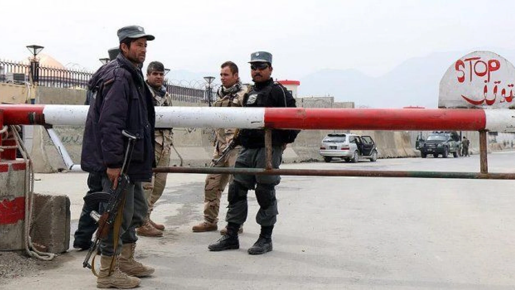 Afganistan'da NATO savaş uçağı düştü