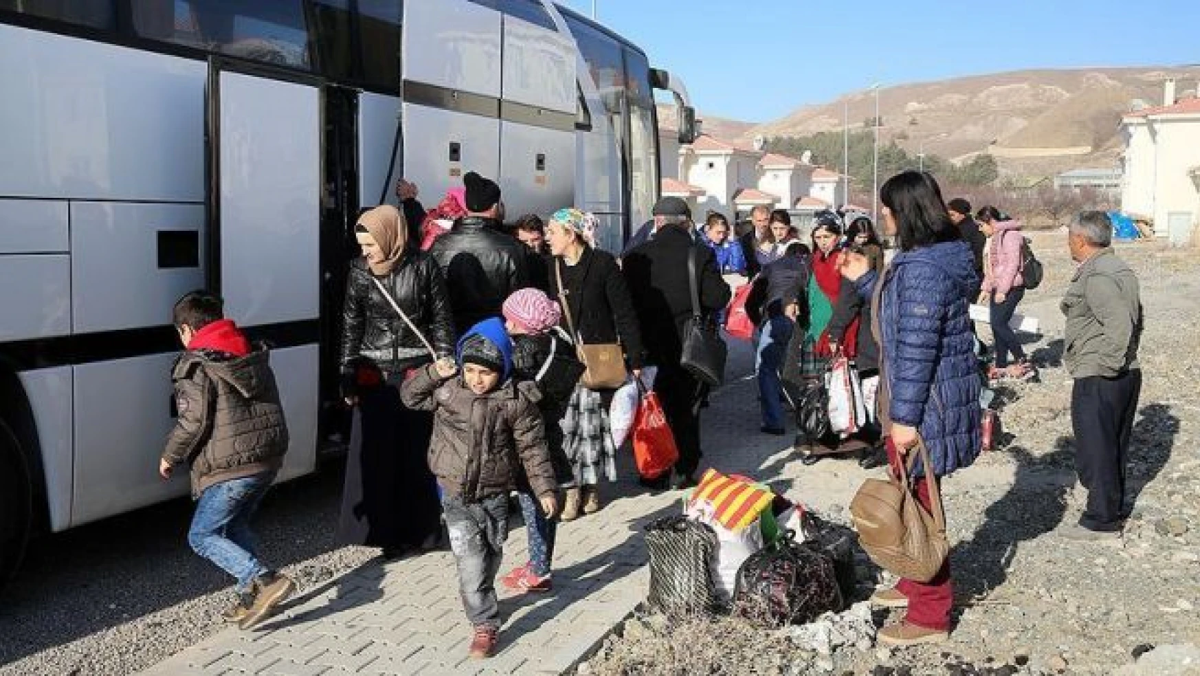 Ahıska Türklerinden 72 aile Ahlat'a yerleştirilecek