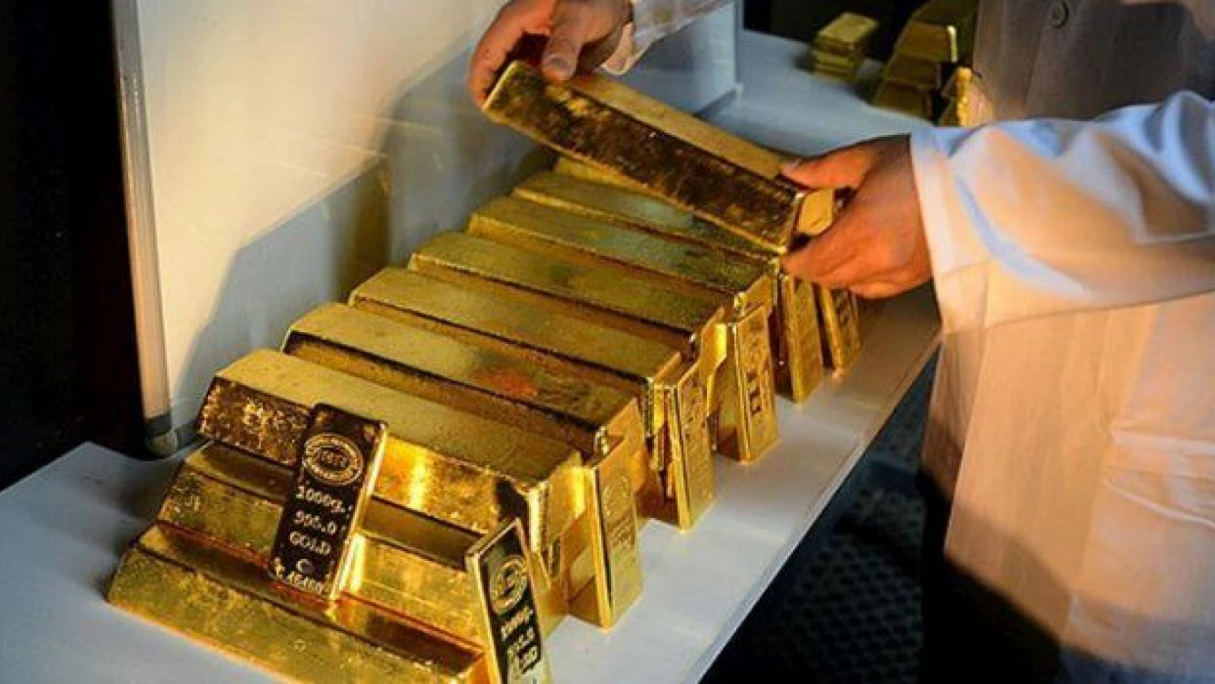 Altının kilogramı 112 bin 900 liraya geriledi