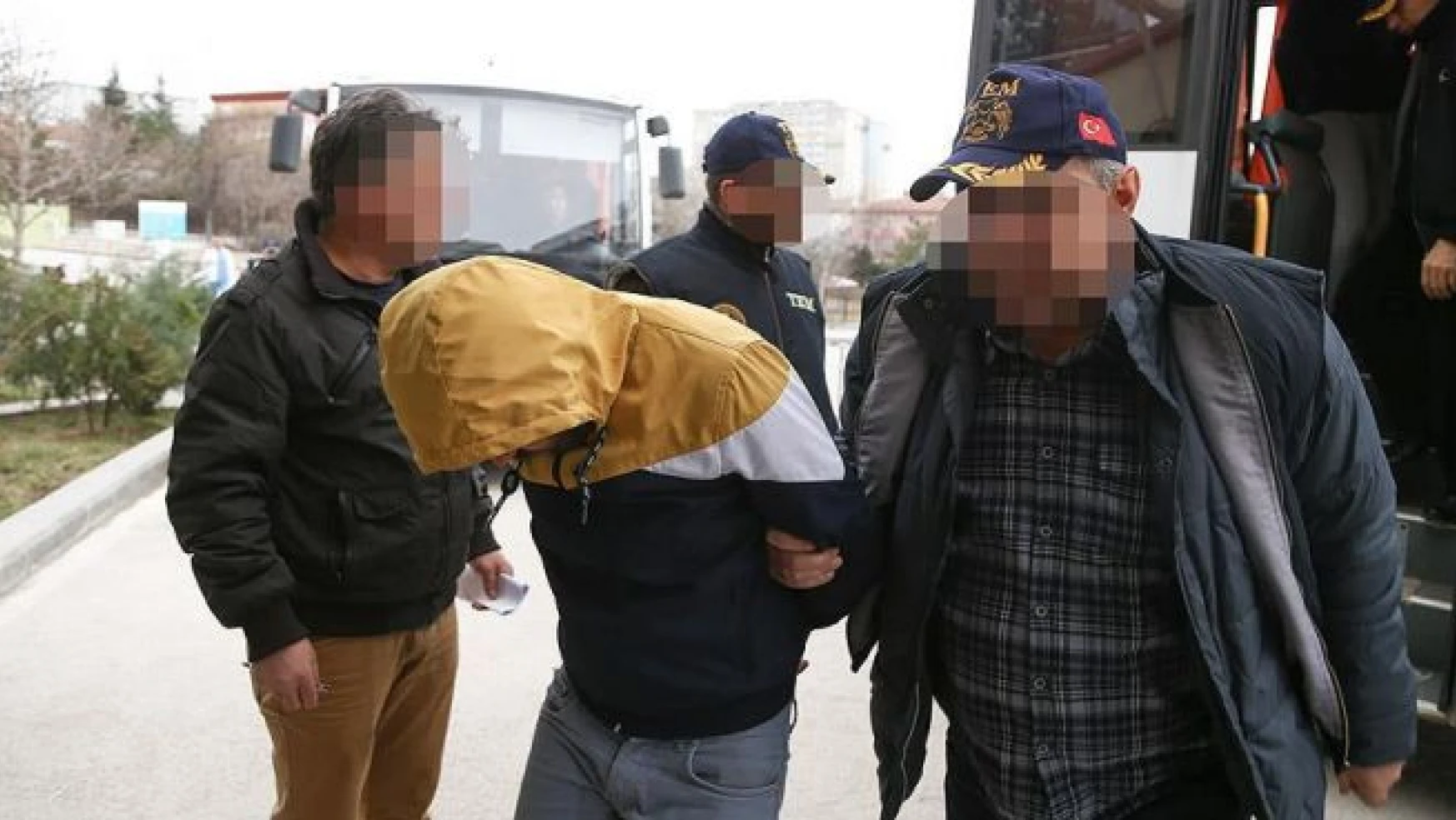 Ankara'daki terör saldırısıyla ilgili 3 kişi gözaltına alındı