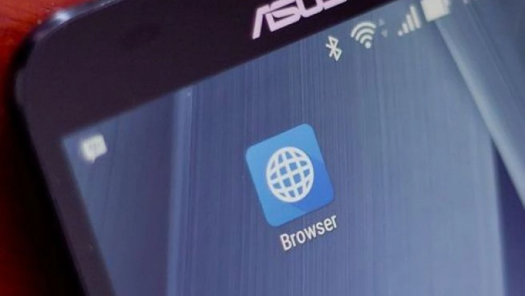 Asus mobil cihazlarda reklamlar gösterimini engelliyor