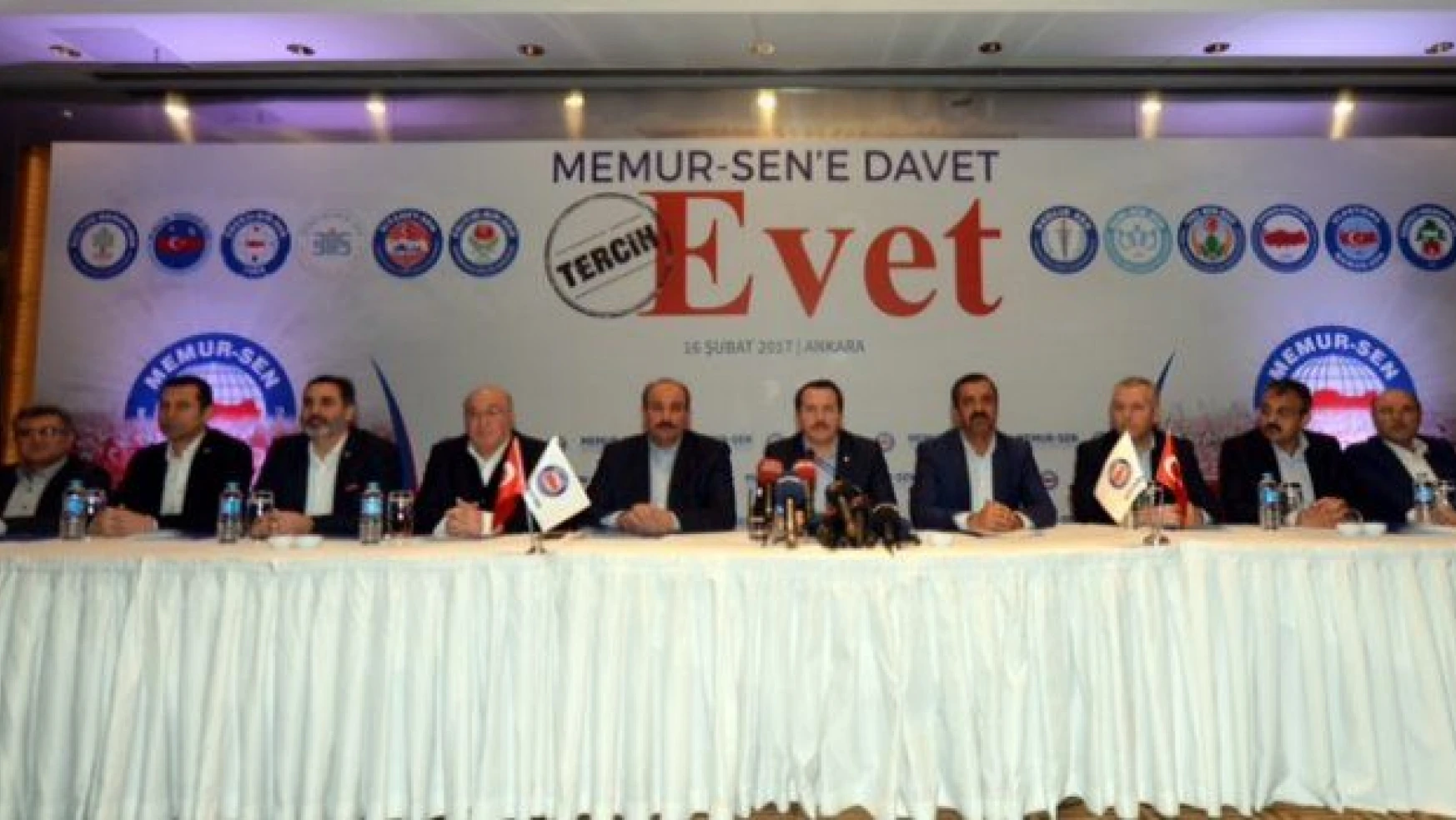 Bir milyon üyeye sahip Memur-Sen 81 ilde 'EVET' kampanyası ile sahaya iniyor