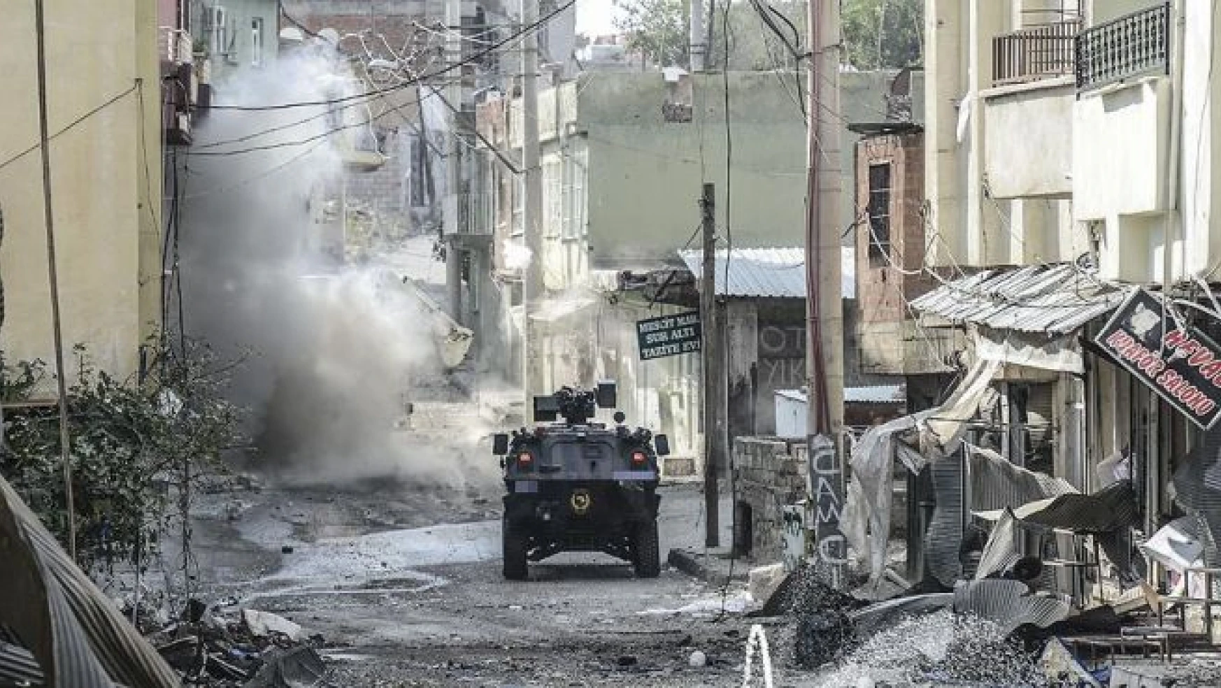 'Bitlis'te 4 terörist etkisiz hale getirildi'