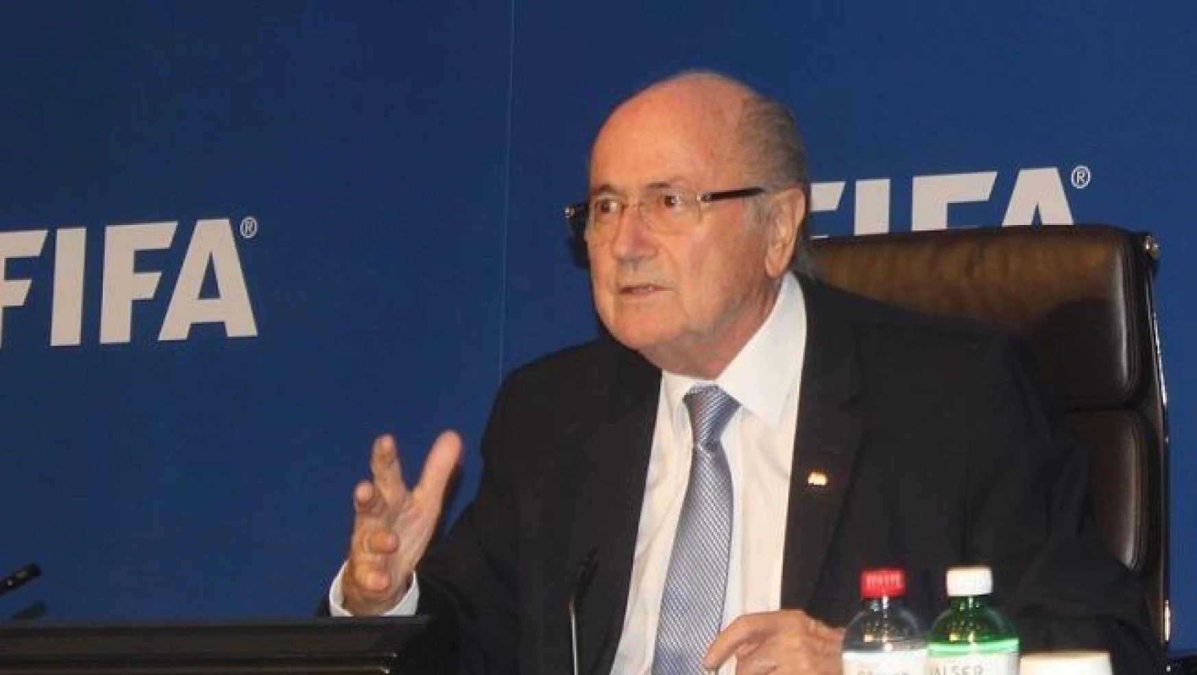 Blatter FIFA Tahkim Kurulu'na ifade verdi