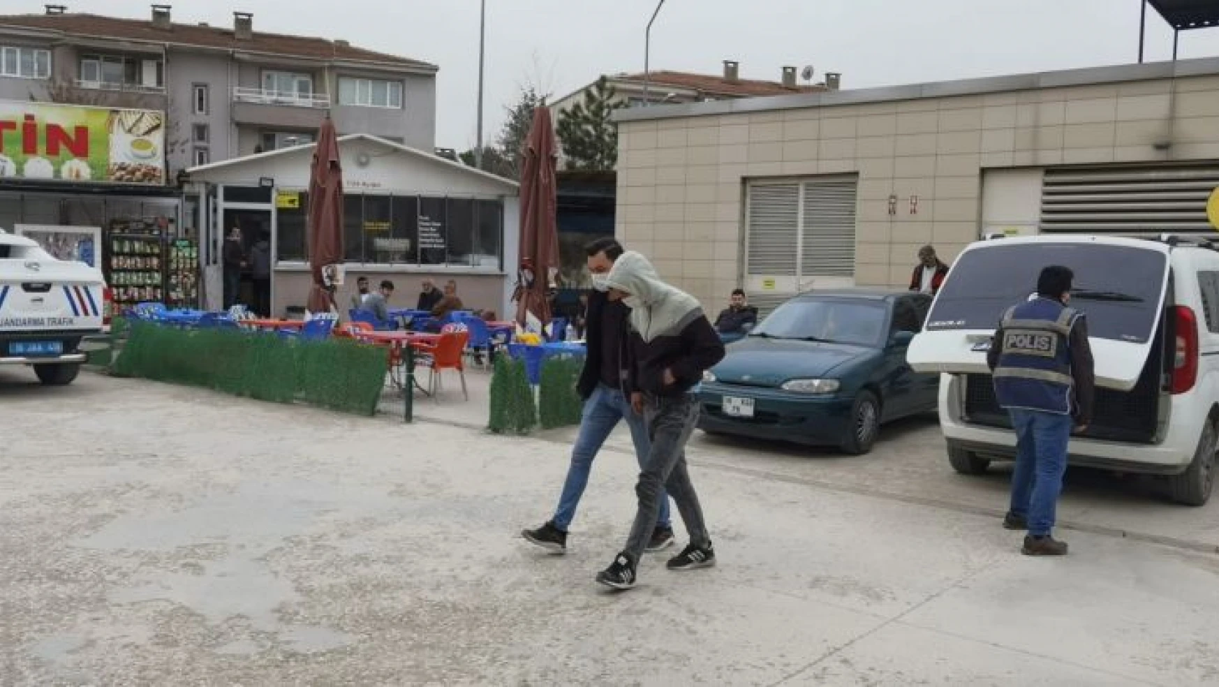 Bursa'da polisin yakaladığı magandalardan pişkin ifade,  '' Gençlerin hevesine karışmayın''