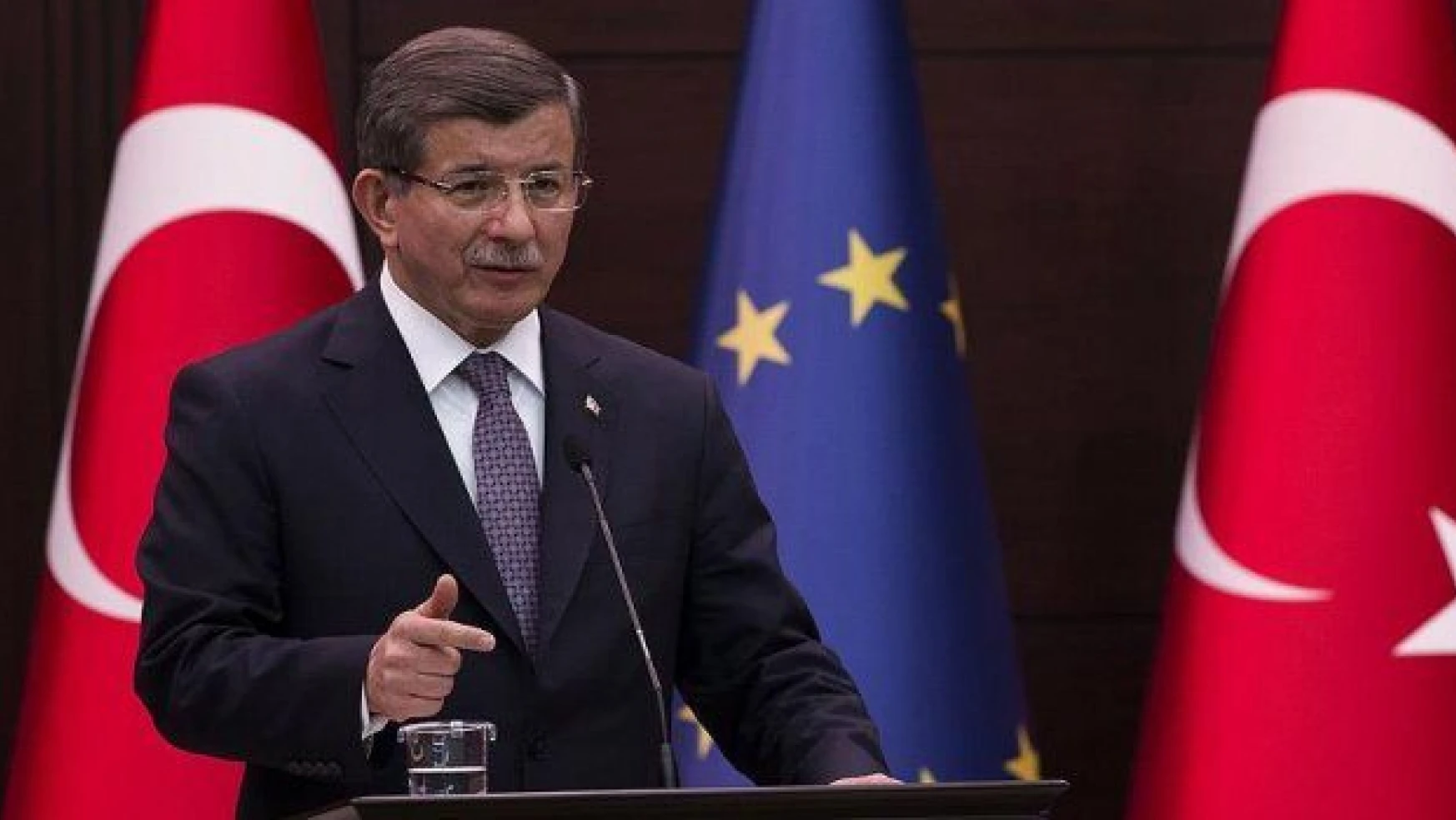 Davutoğlu: Demirtaş'ın meselesi Türkiye'nin geleceğini karartmak