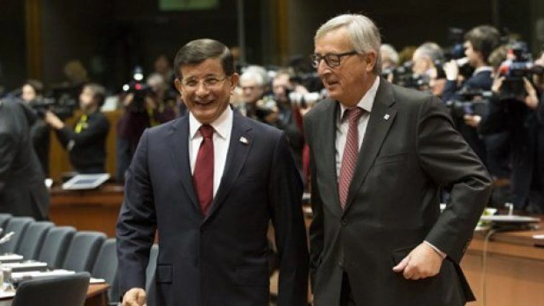 Davutoğlu ile Juncker 'vize' konusunu görüştü