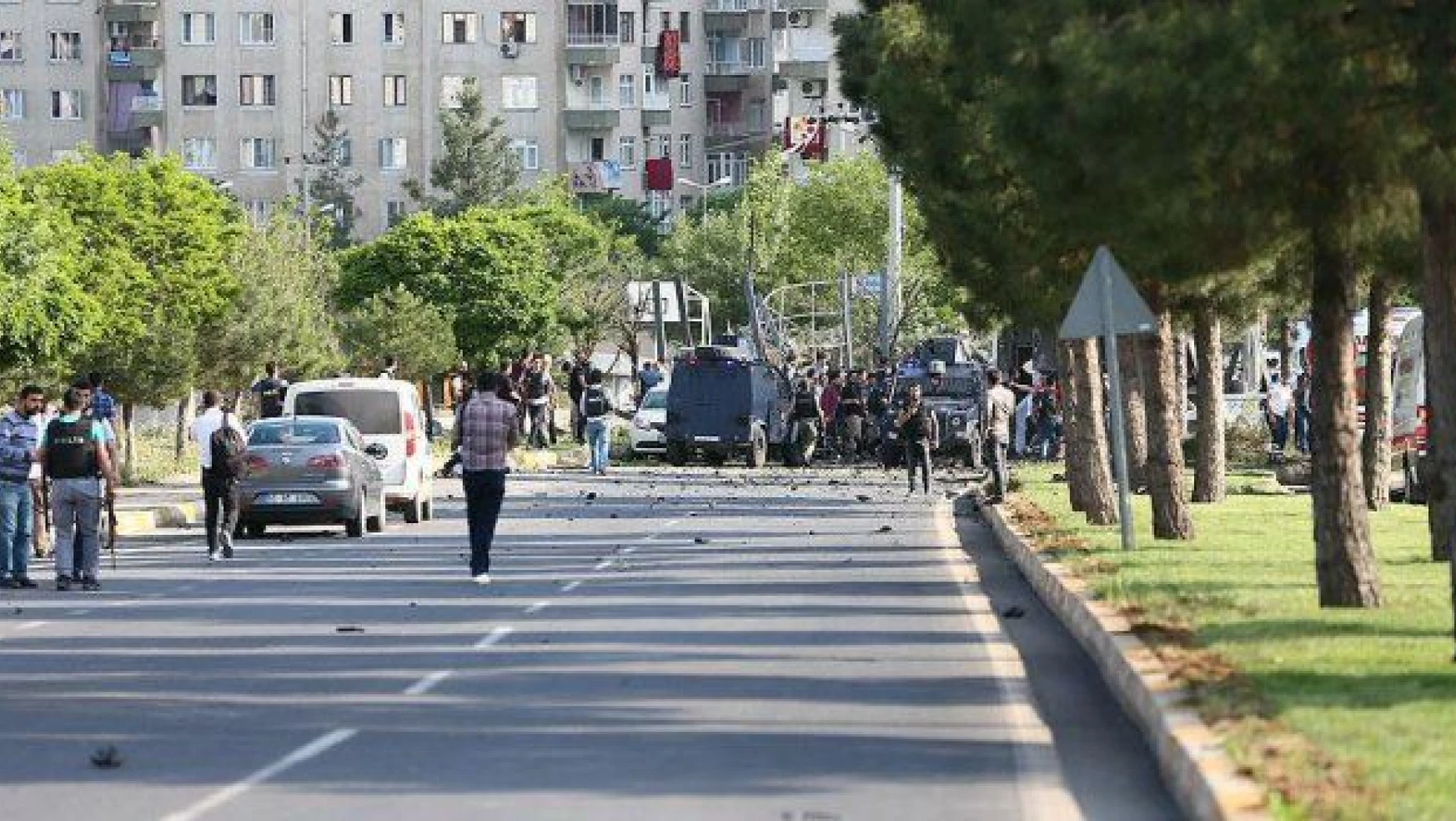 Diyarbakır'da PKK polise saldırdı PKK için haraç toplayan üç kişi öldü