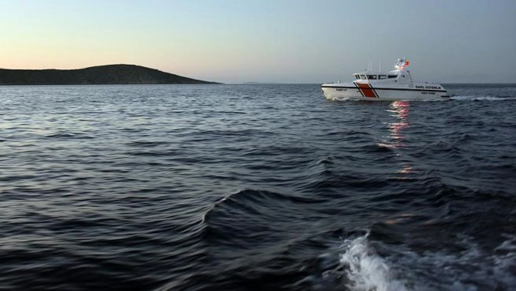 Ege Denizi'nde 180 yabancı uyruklu kurtarıldı