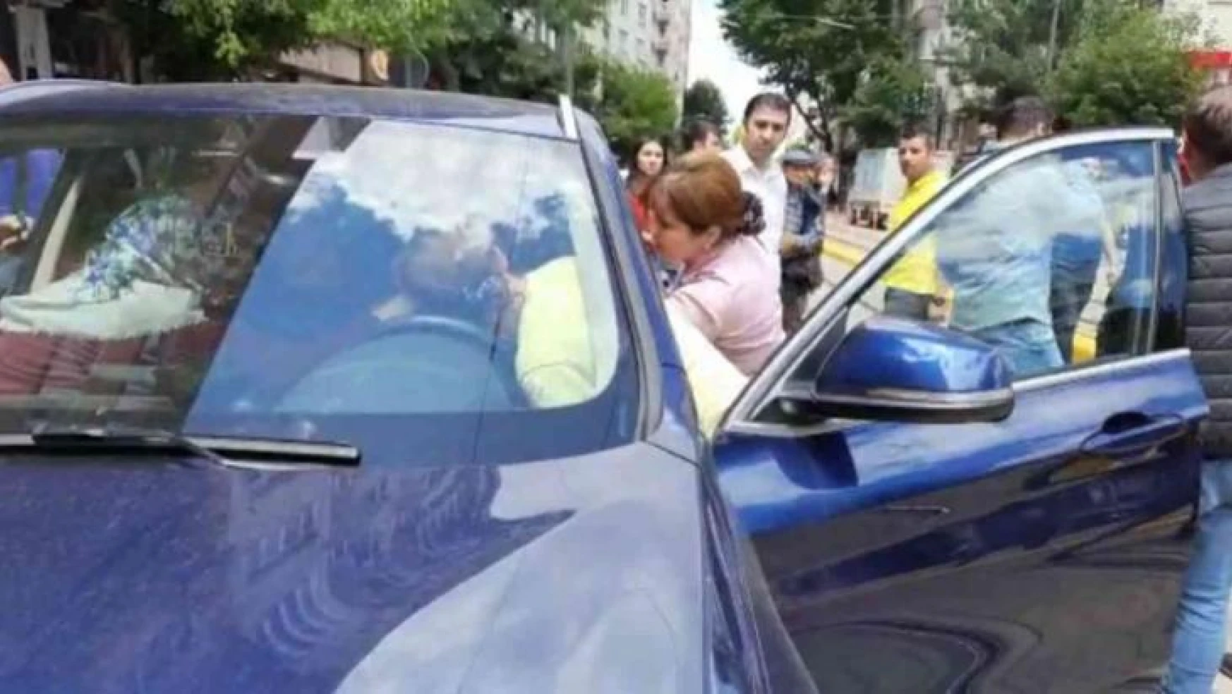 Eskişehir'in göbeğinde yol kesip kadın sürücüyü vurdu