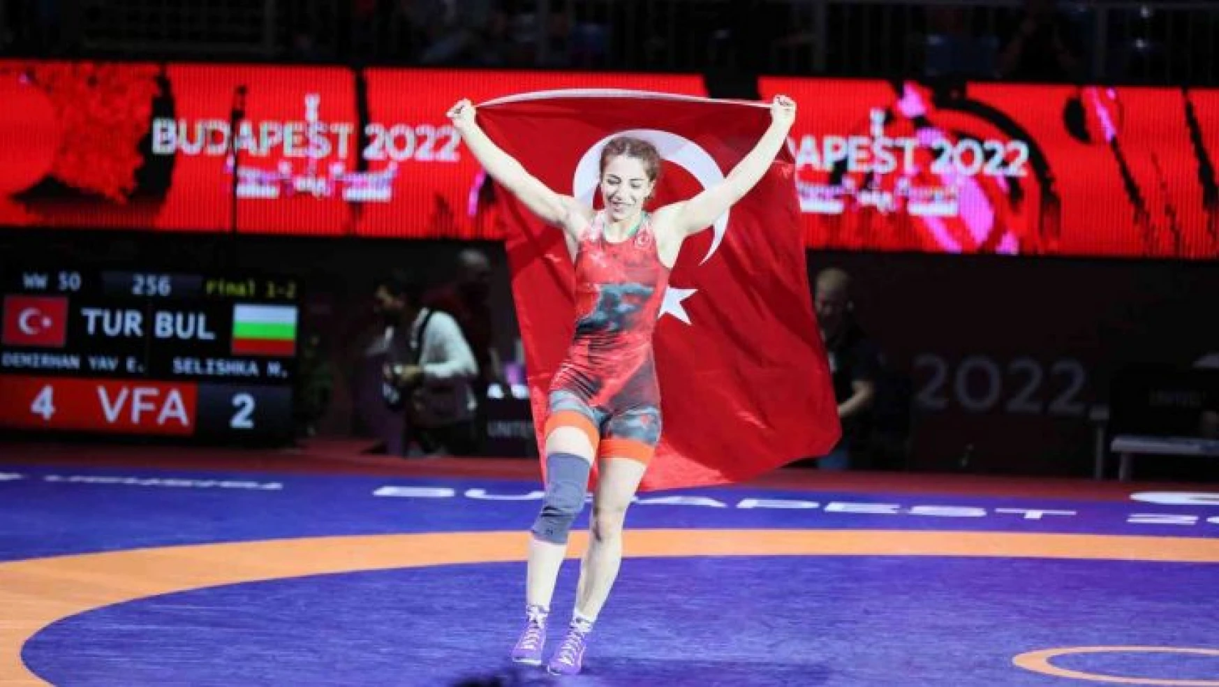 Evin Demirhan Yavuz: 'Dünya Şampiyonası'nda üçüncülük madalyasını altına çevireceğim'