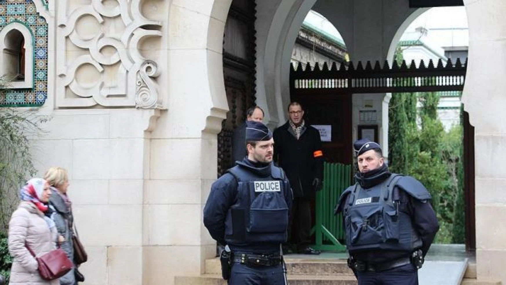 Fransa'da İslam karşıtı saldırılar 2015'te 3 katına çıktı