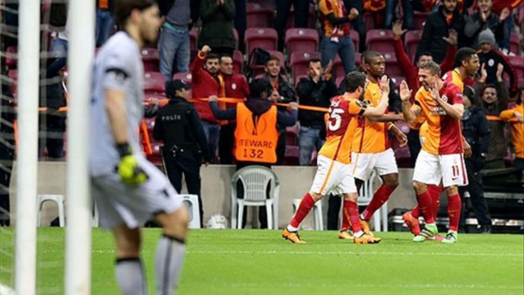 Galatasaray turu İtalya'ya bıraktı