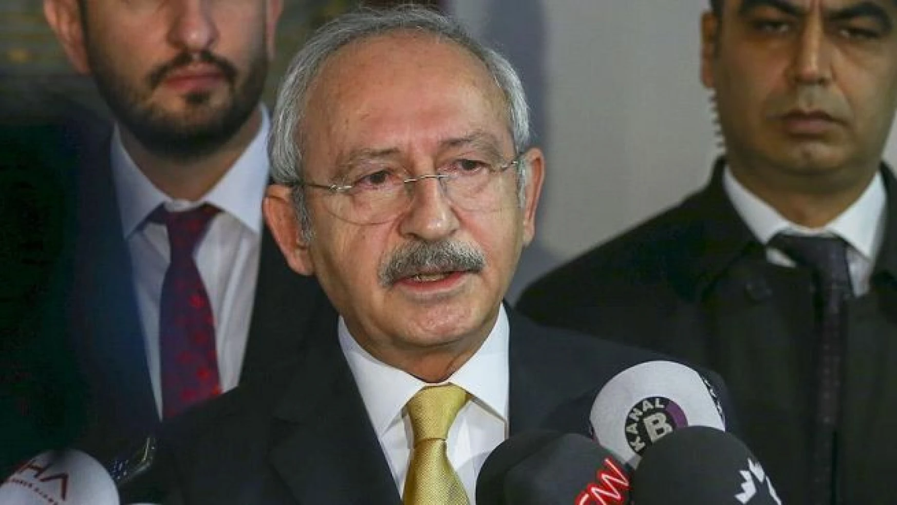 Kılıçdaroğlu: Gazete saldırıların faillerinin yargıya teslim edilmesini istiyoruz