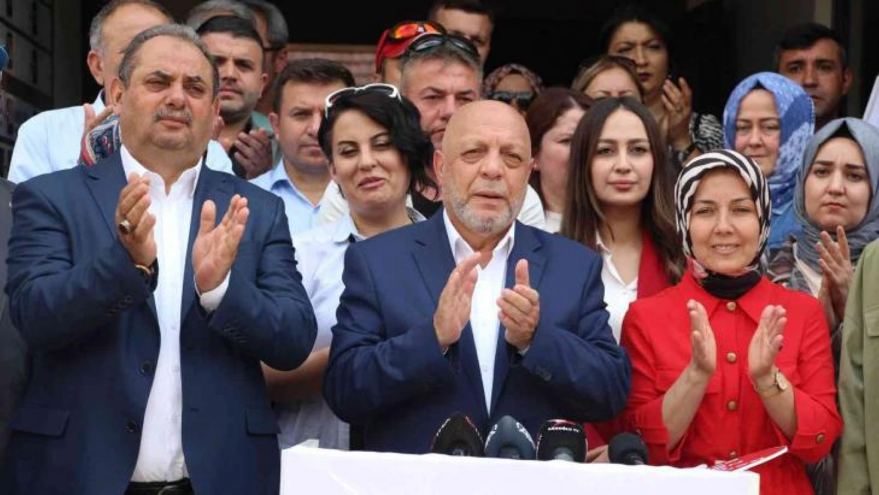 Hak İş Genel Başkanı Arslan'dan Tanju Özcan'a istifa çağrısı