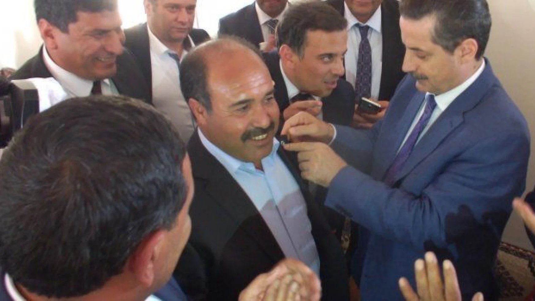 HDP'li başkan AK Parti'ye katıldı