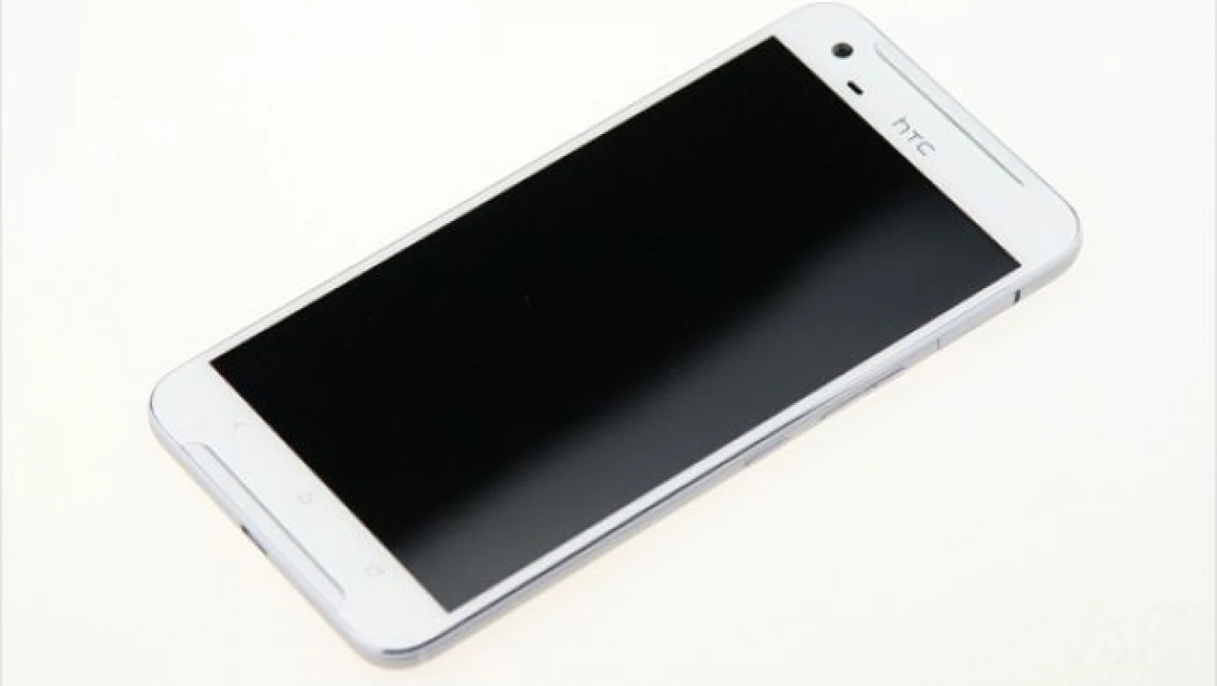 HTC One X9 ne zaman tanıtılacak?