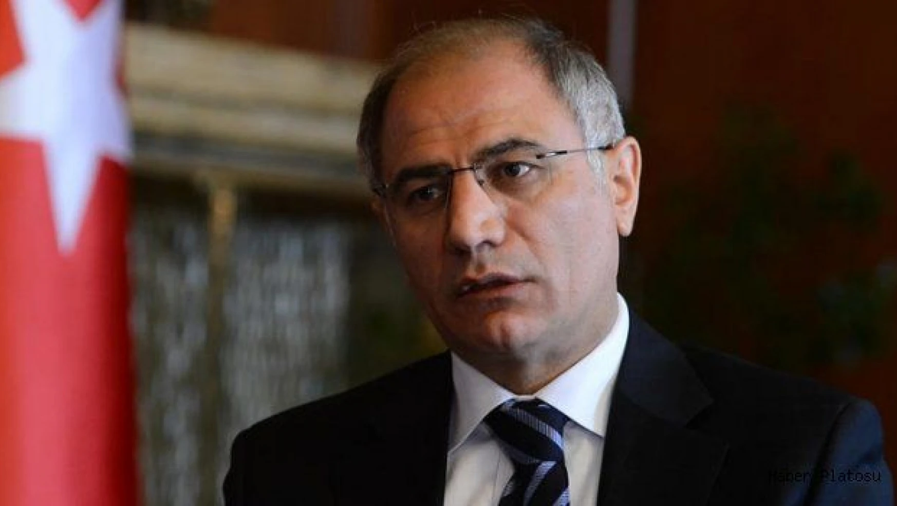 İçişleri Bakanı Ala: 18 canlı bomba 3 bombalı araç yakalandı