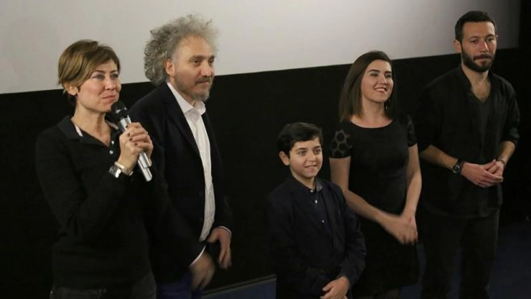 'İftarlık Gazoz' filminin Antalya galası yapıldı