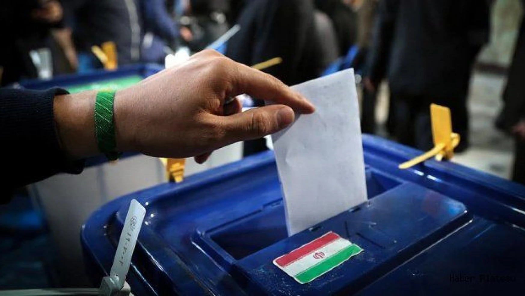 İran'da reformist ve ılımlılar oylarını artırdı