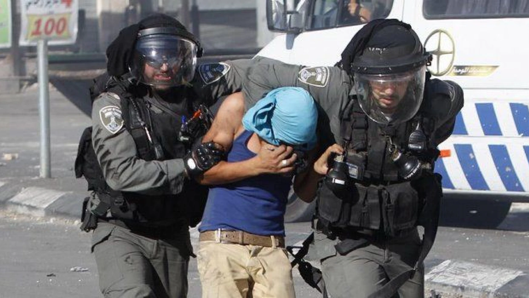 İsrail 36 saatte 27 Filistinliyi gözaltına aldı