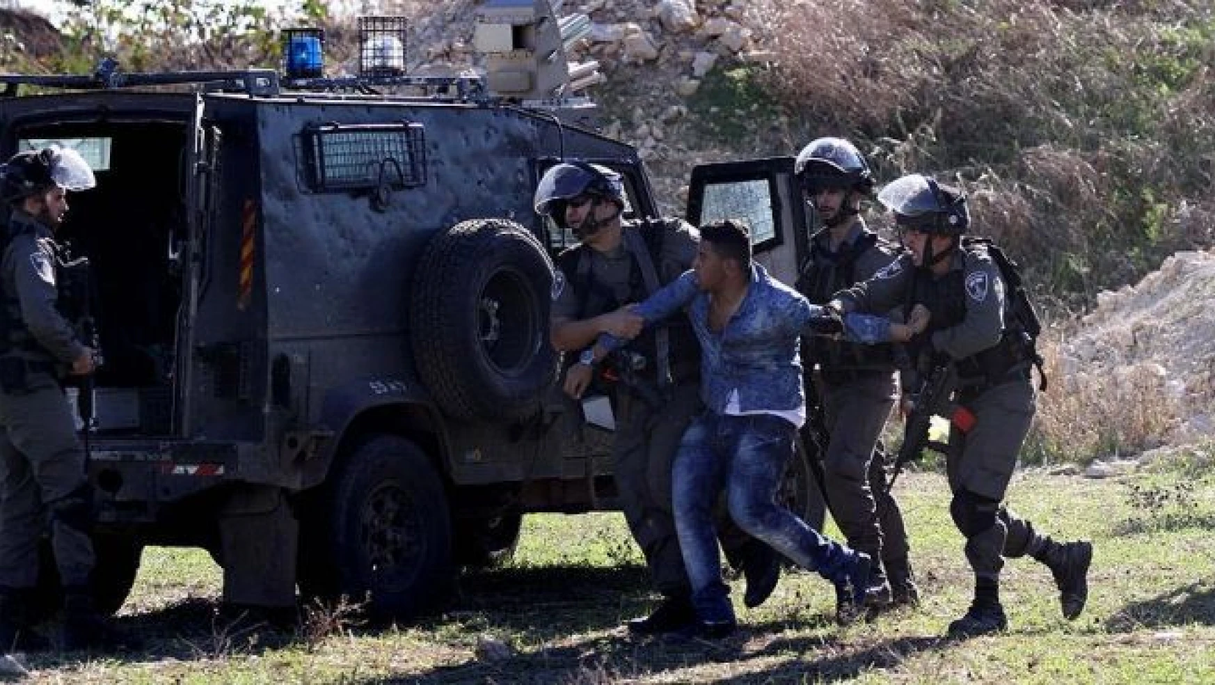 İsrail askerleri Batı Şeria'da 18 Filistinliyi gözaltına aldı