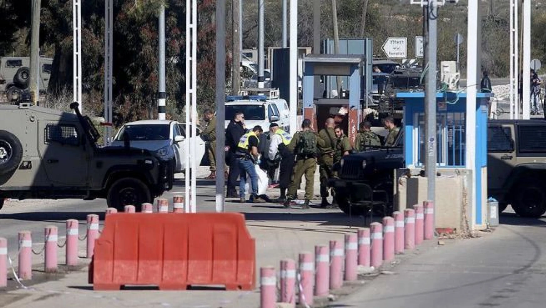 İsrail ordusu Ramallah'ın girişini kapattı