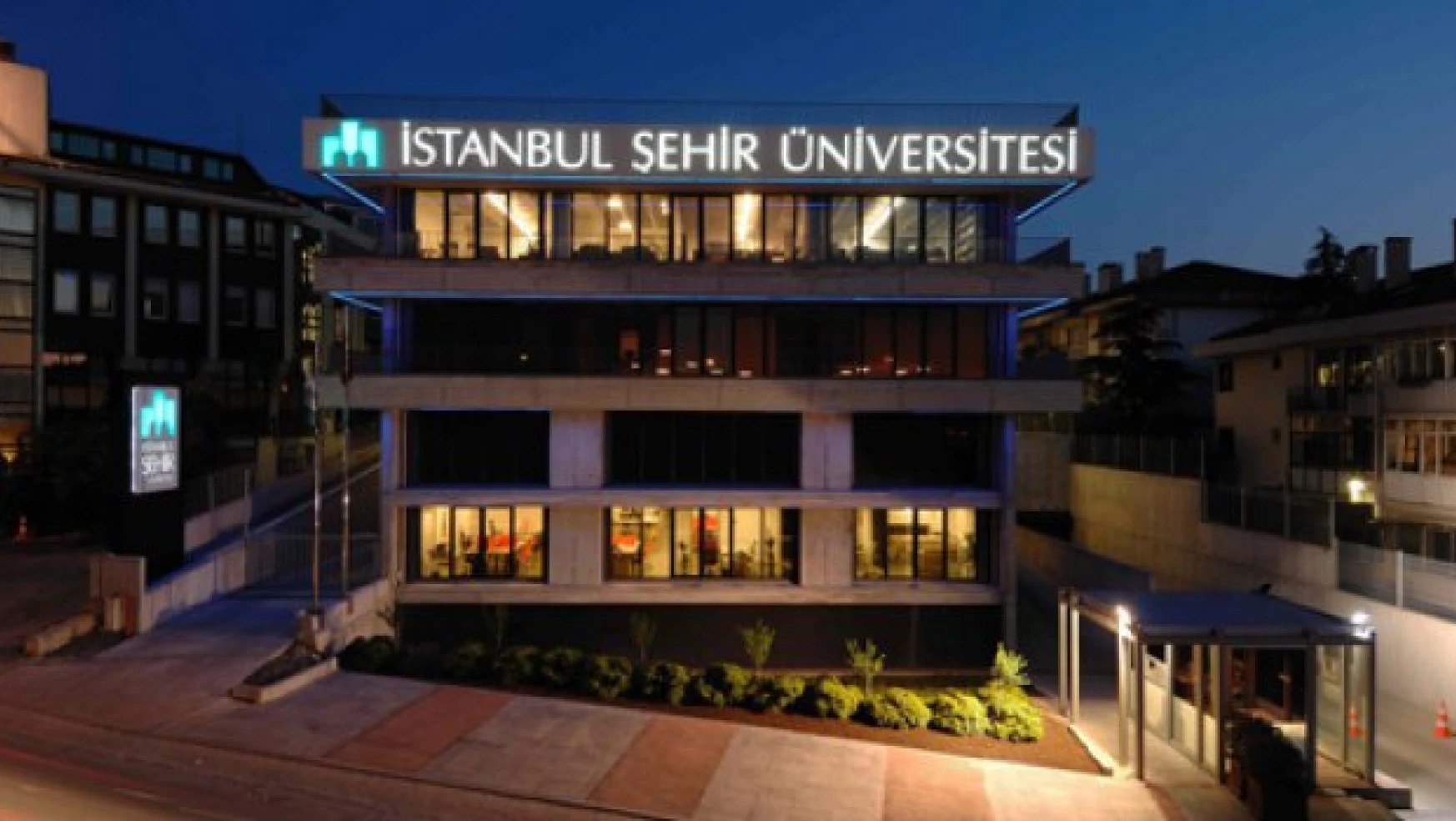İstanbul Şehir Üniversitesi'nde Gülencilere tepki istifaları