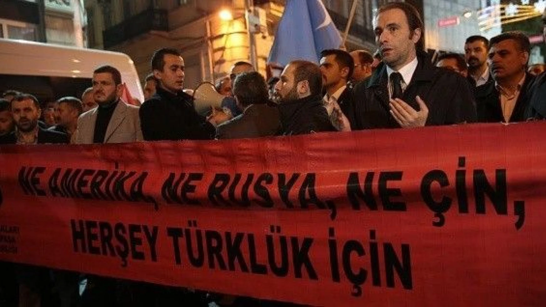İstanbul'da 'Rusya' protestosu