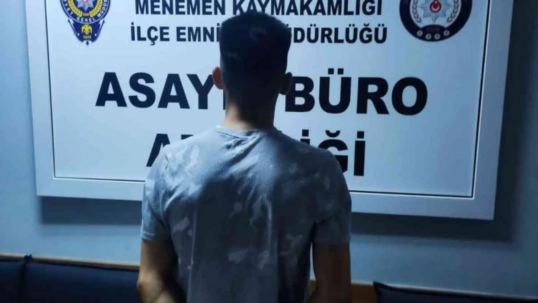 İzmir'de husumetlisi tarafından bıçaklanan genç hayatını kaybetti