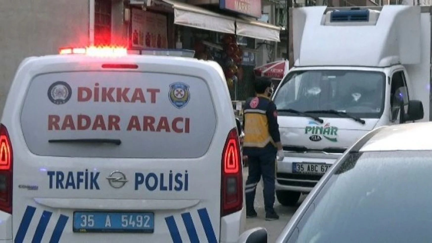İzmir'de kamyonetin çarptığı 3 yaşındaki çocuk hayatını kaybetti