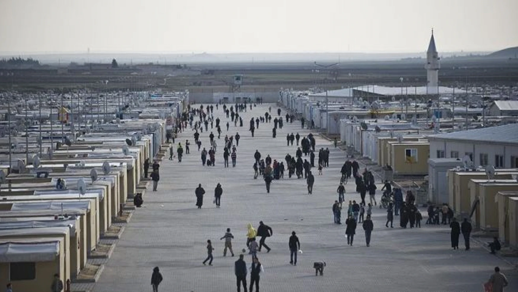 Kamplar Suriyeli sığınmacıların yüzünü güldürüyor