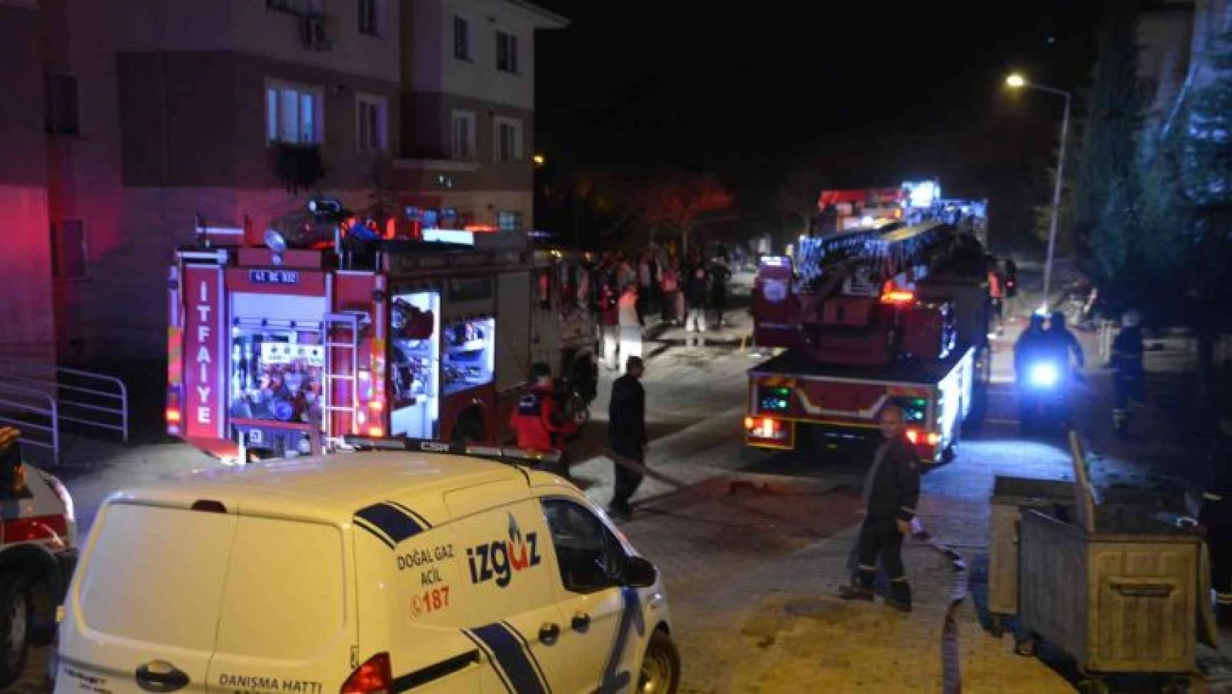 Kocaeli'de korkutan yangın: 7 kişi dumandan etkilendi