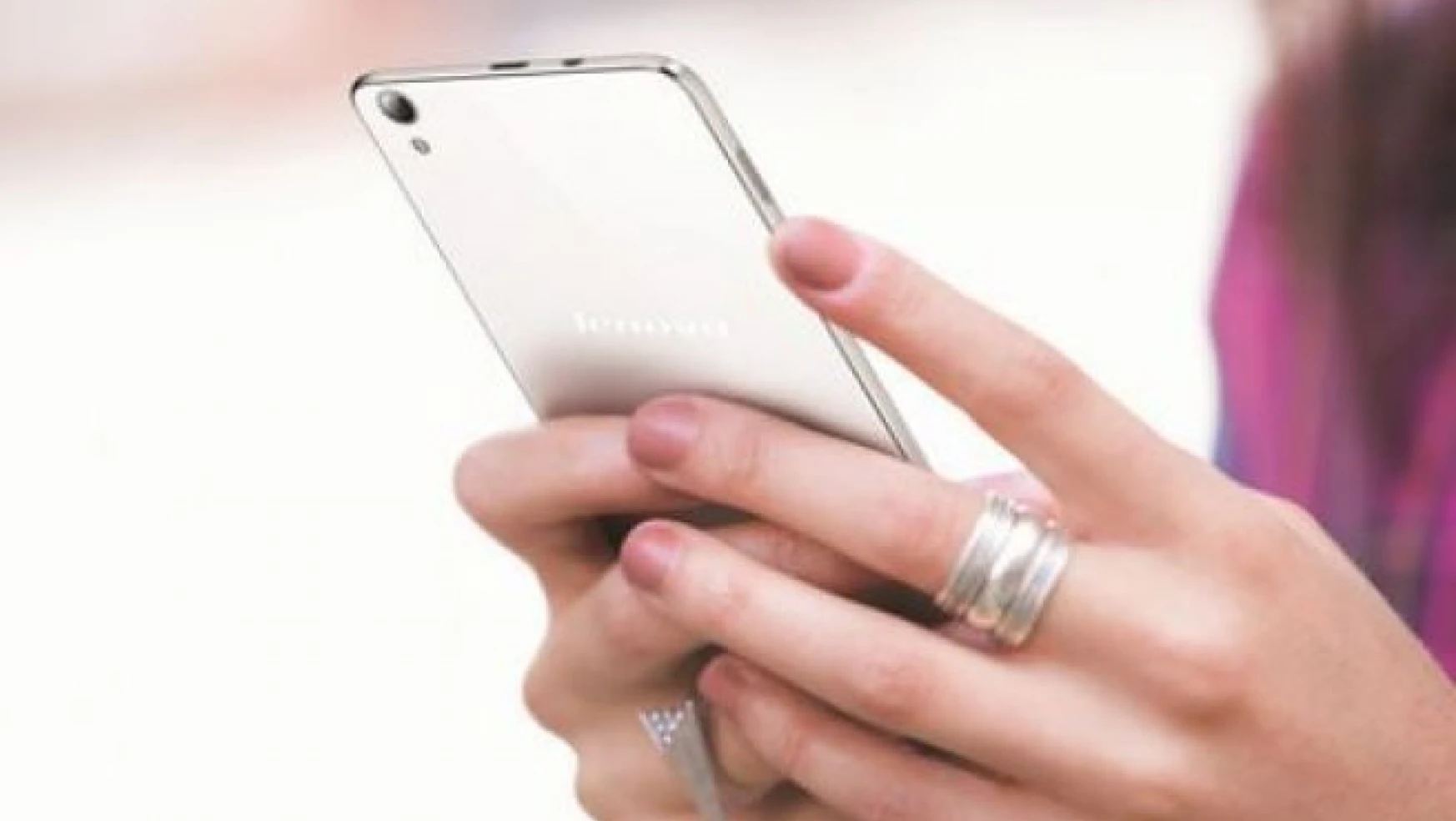 Lenovo, Samsung (Exynos 8870) işlemcili bir telefon hazırlıyor